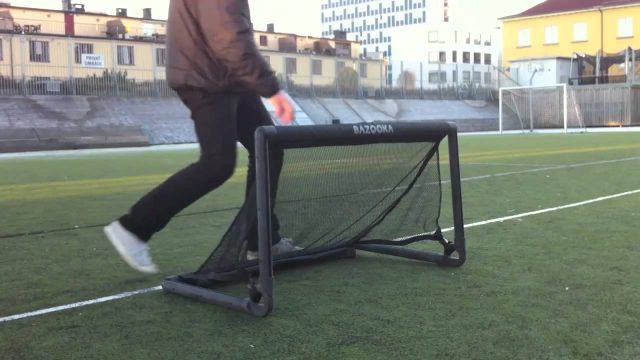 バズーカゴール 折りたたみ 持ち運びできる おススメのミニサッカーゴール
